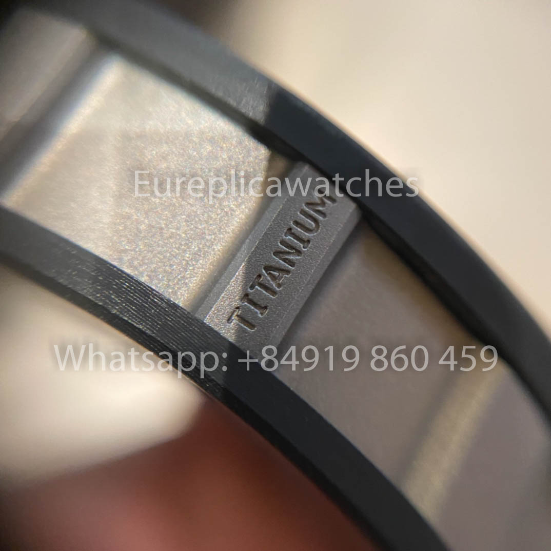 RICHARD MILLE RM055 Carbon Fiber Case 1:1 Best Clone APS Factory White Dial Rubber Strap