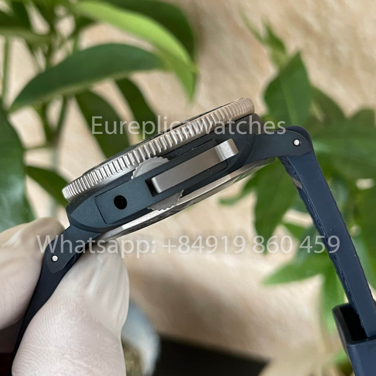 Panerai Submersible QuarantaQuattro Luna Rossa PAM01466 1:1 Best Clone VS Factory