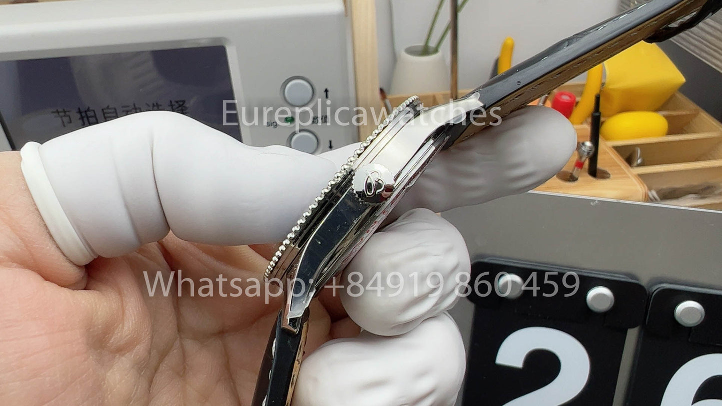 Breitling Navitimer 1 A17326241B1P1 1:1 Beste Version V7 Fabriklederarmband