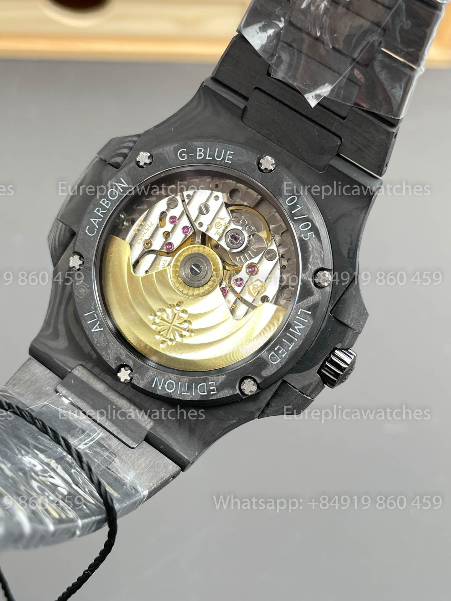 Patek Philippe Nautilus 5711 DiW 1:1 Meilleure Version Boîtier en Fibre de Carbone Noir