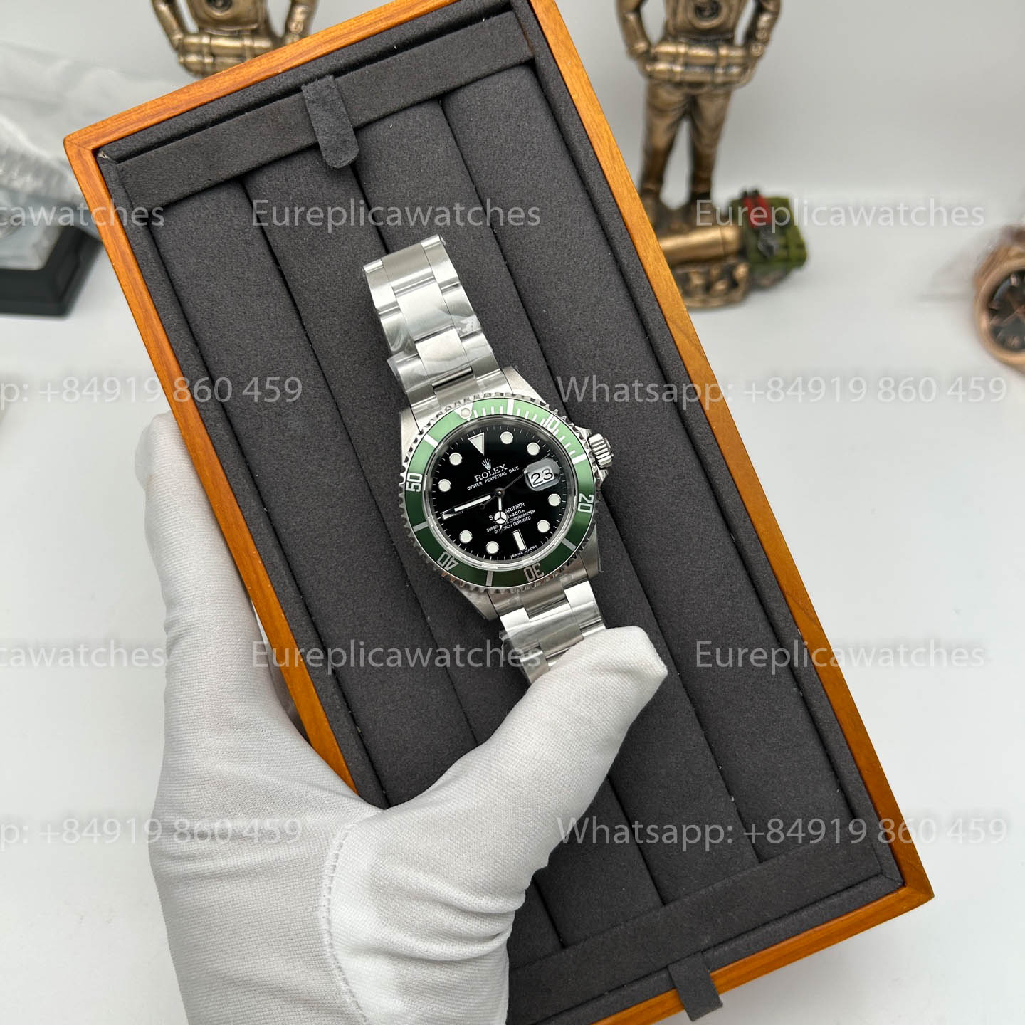 VSF Rolex Submariner 2010 Rolex Submariner Date "Kermit" 40MM Black Dial Oyster