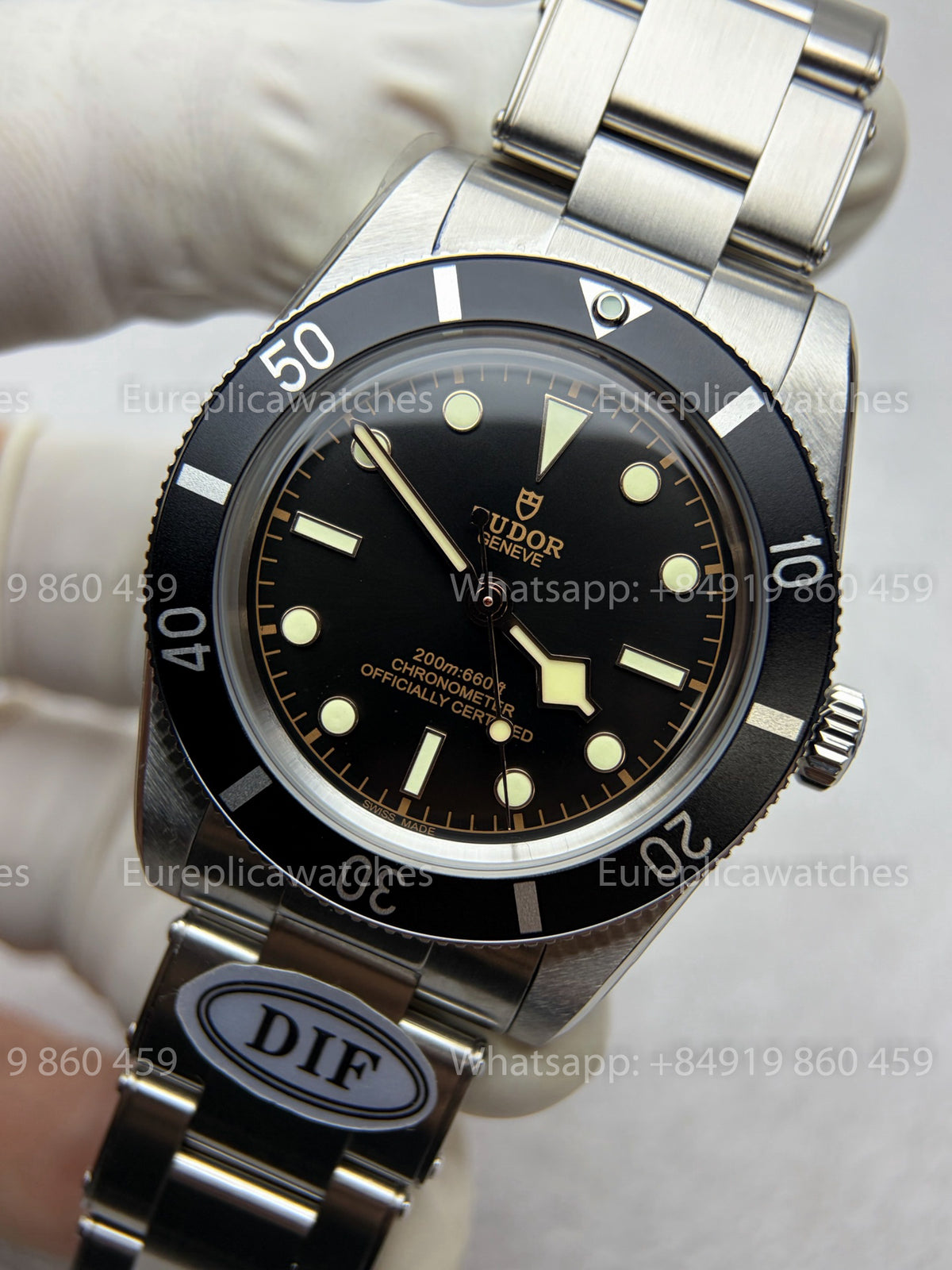 DiF Factory V2 Tudor Black Bay 54 37mm “Black Shield” Oyster strap