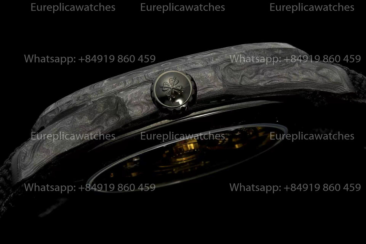 DiW Patek Philippe Aquanaut 5167 – Forged Two-Tone Quartz Carbon Fiber Case