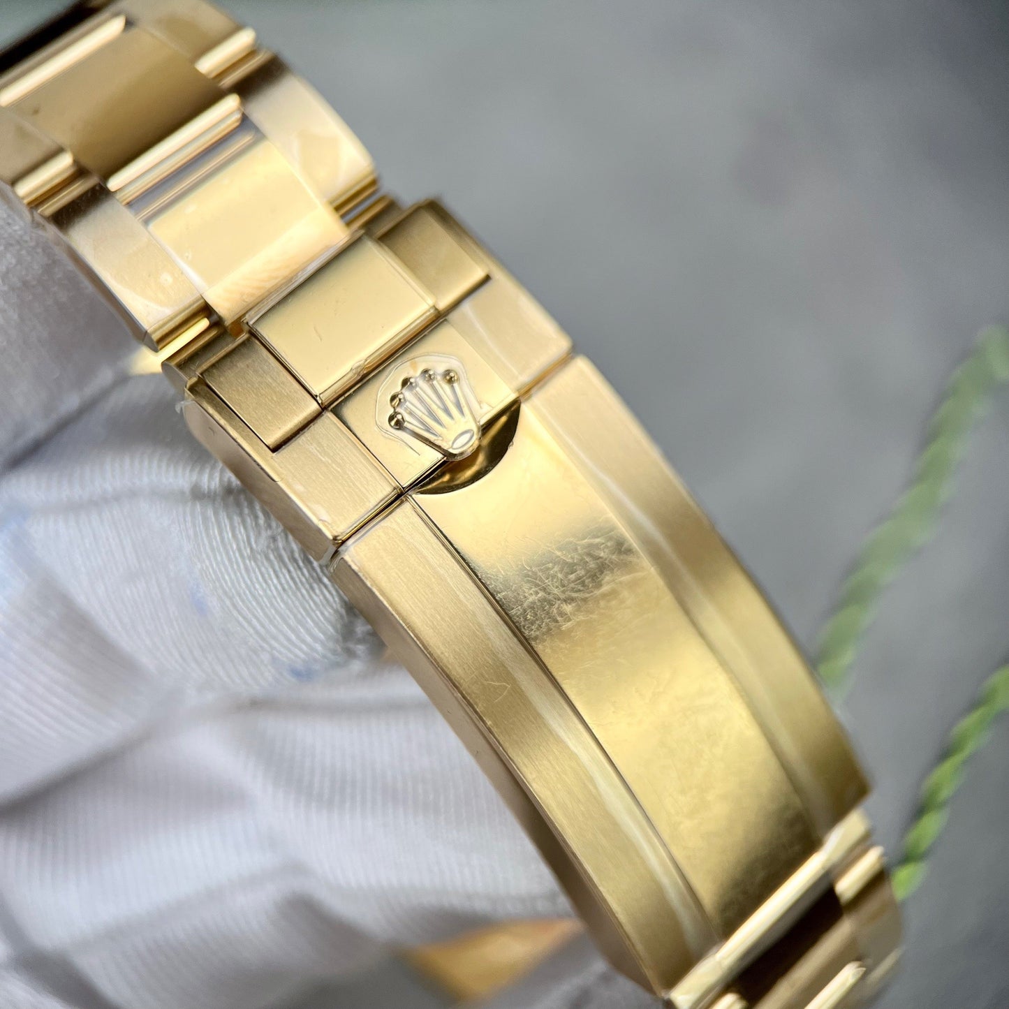 Rolex Submariner Date Herrenuhr mit schwarzem Zifferblatt und Gelbgold, 126618LN-0002, verpackt in 18 Karat Gold