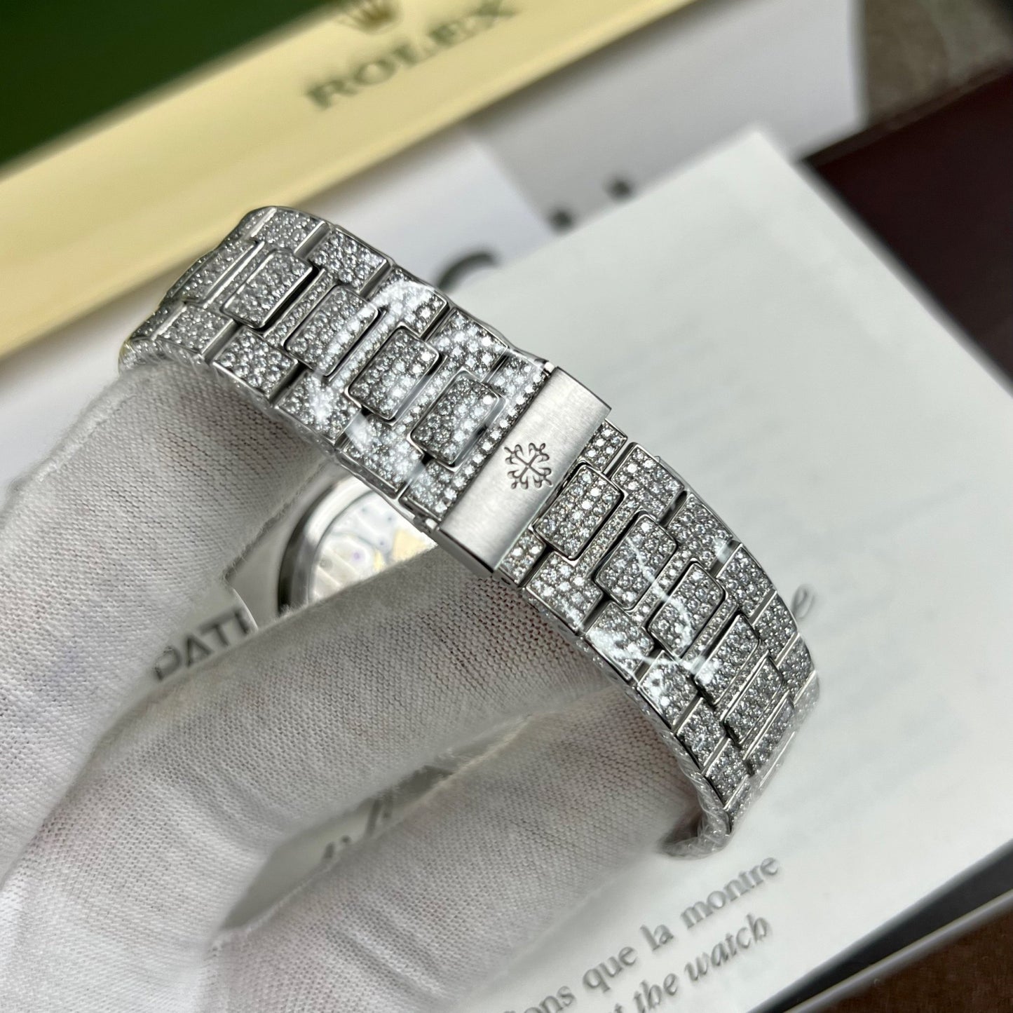 Patek Philippe Nautilus 5712/1A-001 1:1 Best Edition PPF Factory V2 Blaues Zifferblatt Custom Moissanit