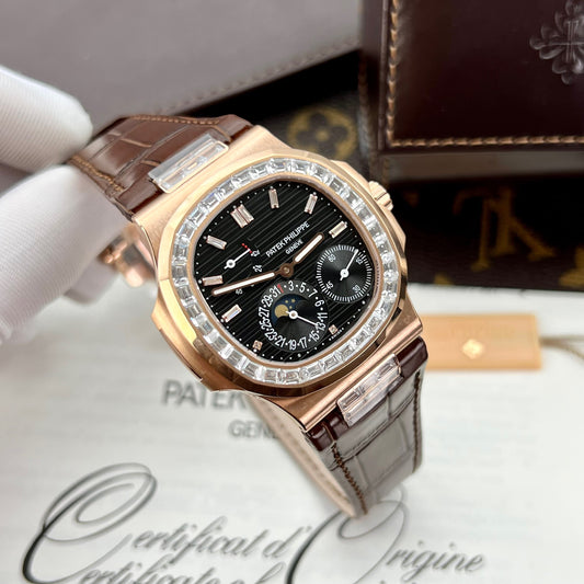 Patek Philippe Nautilus 5724R-001  GR factory 1:1 best edition Black Dial Rose gold and stone