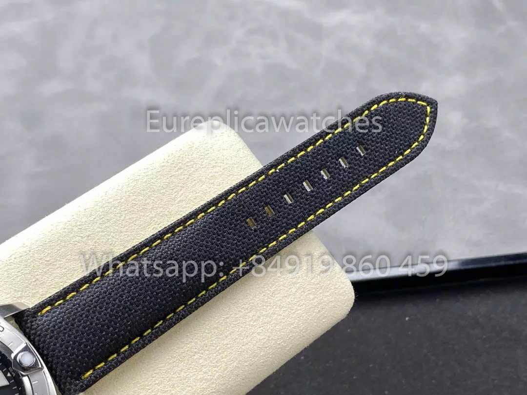 Breitling Avenger Automatique GMT 44 BLS Factory 1:1 Meilleur Clone Cadran Gris Bracelet Velcro