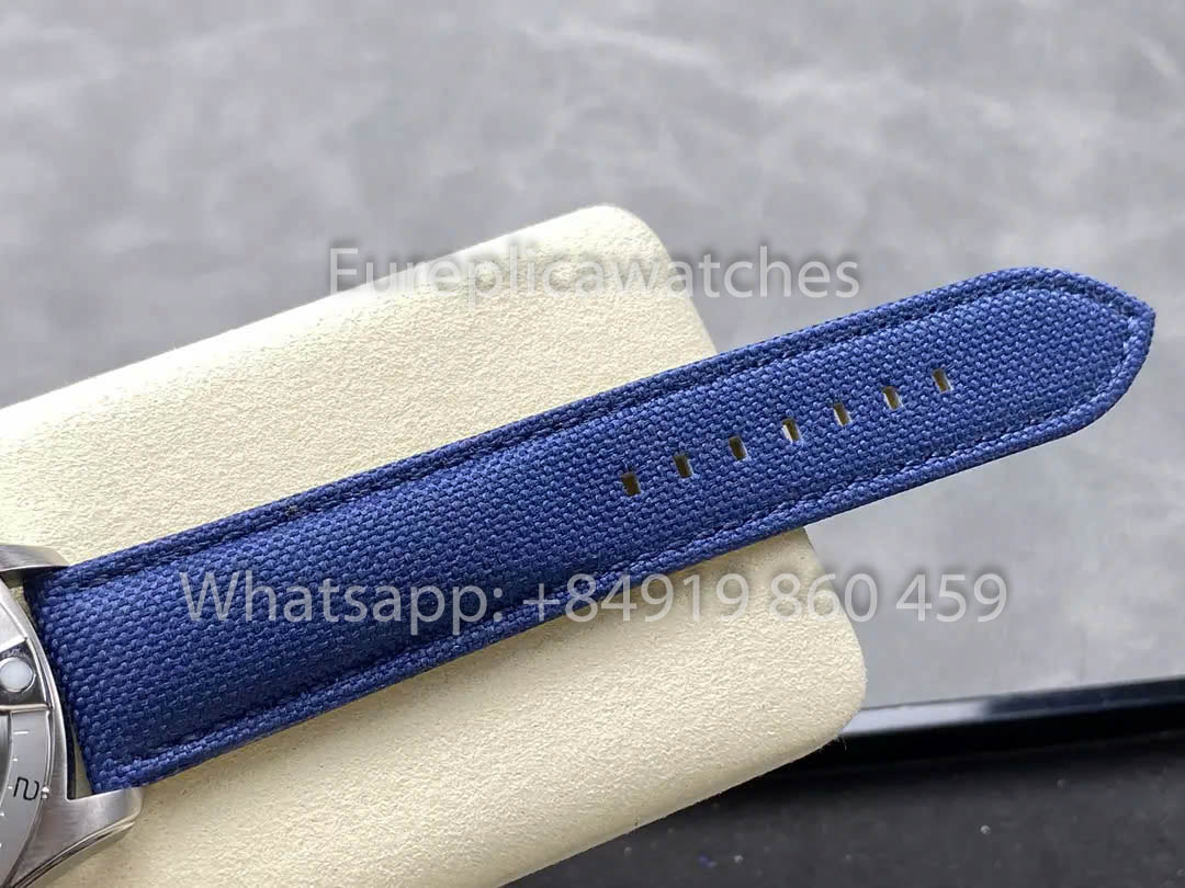 Breitling Avenger Automatique GMT 44 BLS Factory 1:1 Meilleur Clone Cadran Bleu