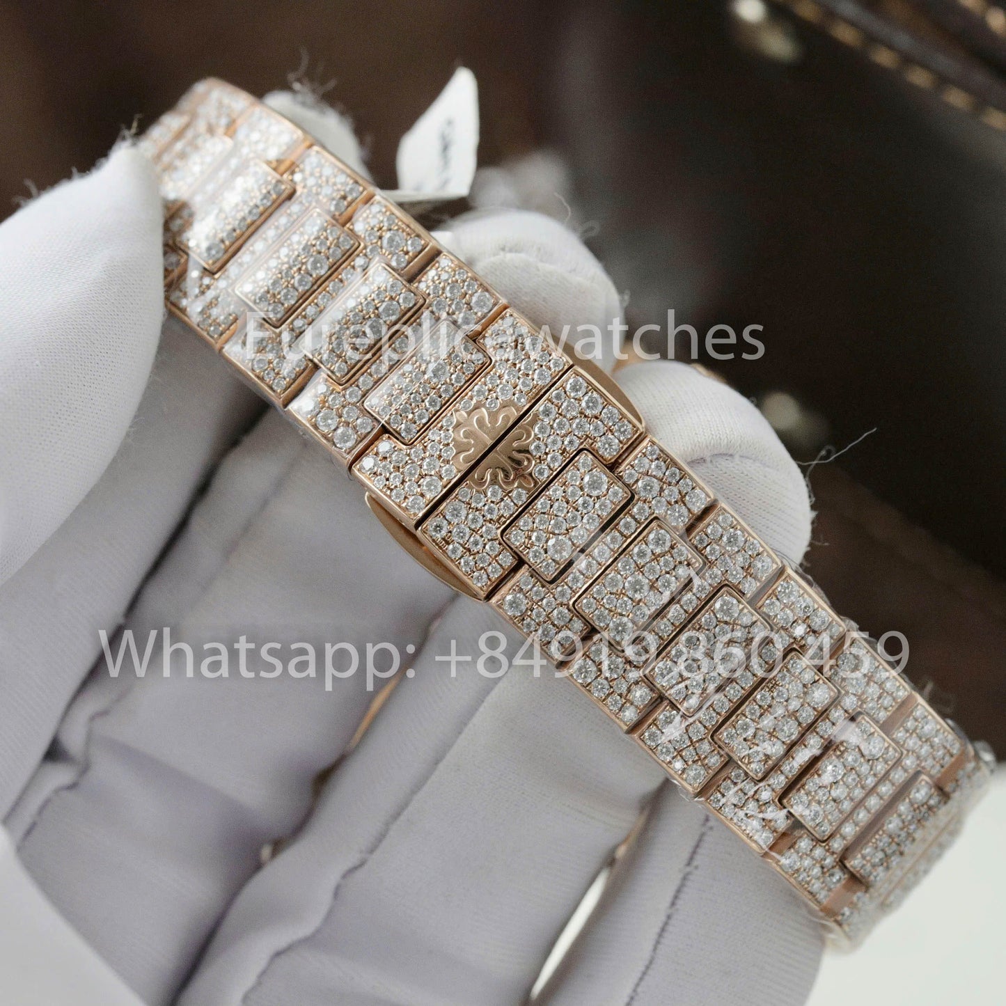 Patek Philippe Nautilus 7118 Full Iced Out – 1:1 Best Clone Moissanit-Zifferblatt