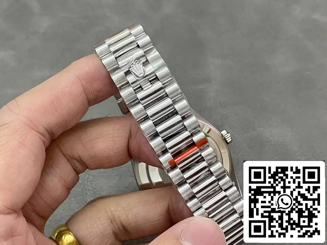 Rolex Day Date M228236-0002 1:1 Best Edition GM Factory Silbernes Zifferblatt V2