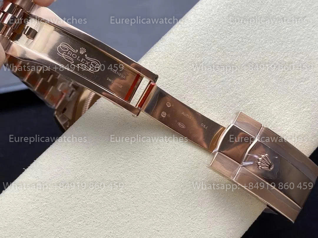 Noob Factory Rolex Sky-Dweller M336935 Roségold Blaues Zifferblatt