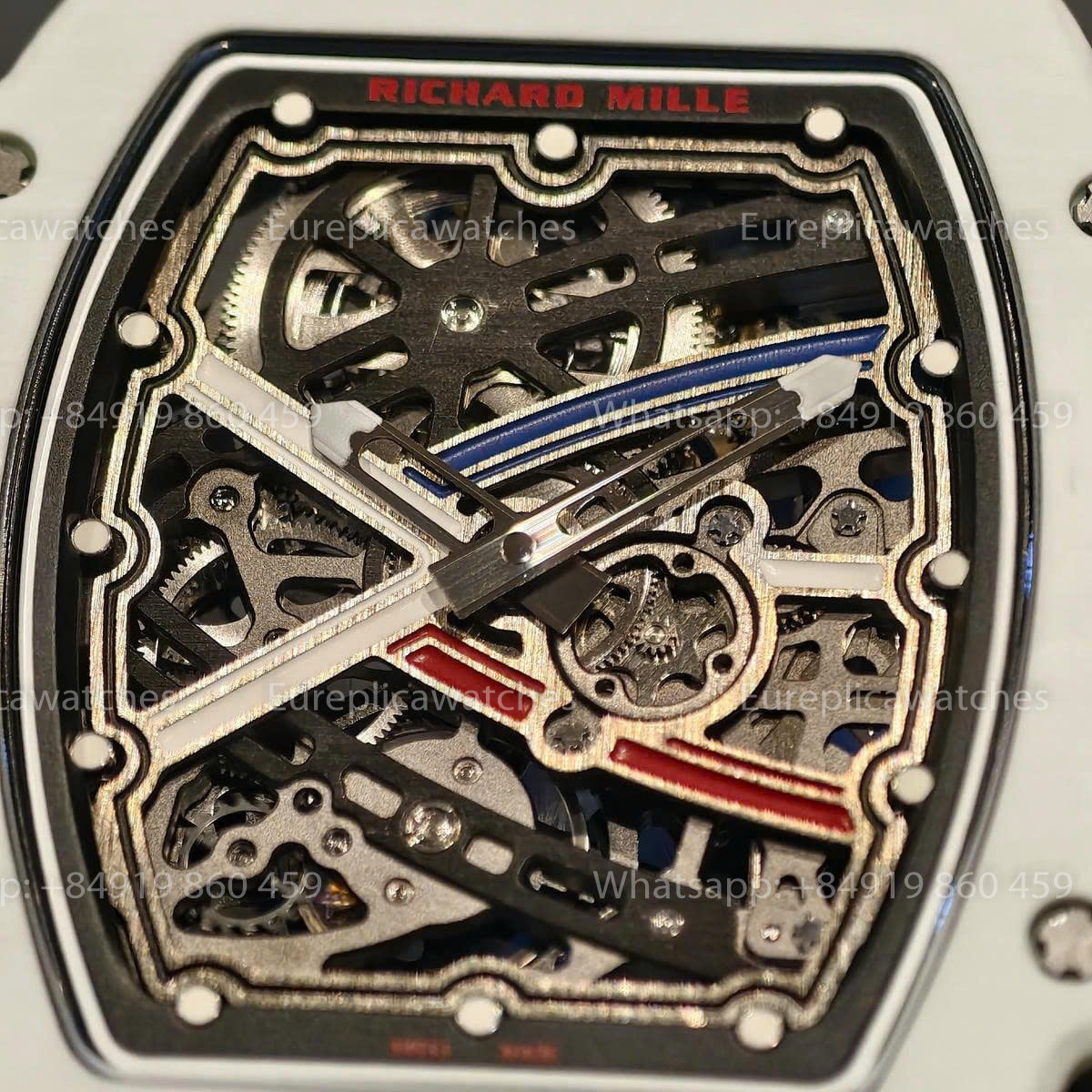 RICH Factory – Richard Mille RM67-02 mit NTPT-Carbongehäuse, nur 32 Gramm schwer.