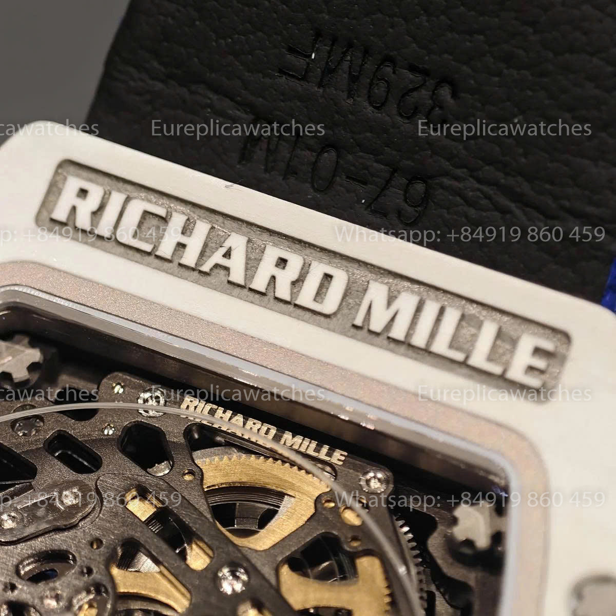 RICH Factory – Richard Mille RM67-02 mit NTPT-Carbongehäuse, nur 32 Gramm schwer.