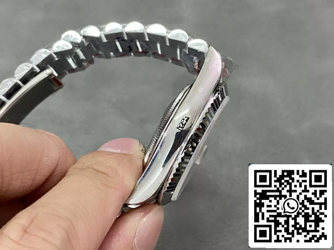 Rolex Day Date M228236-0002 1:1 Best Edition GM Factory Silbernes Zifferblatt V2