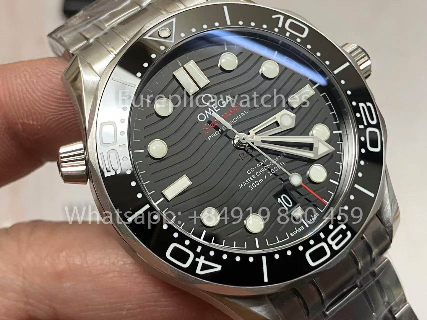 Réplique Omega Seamaster Diver 300M 210.30.42.20.01.001 VS Factory 1:1 Meilleure version V4 Cadran noir