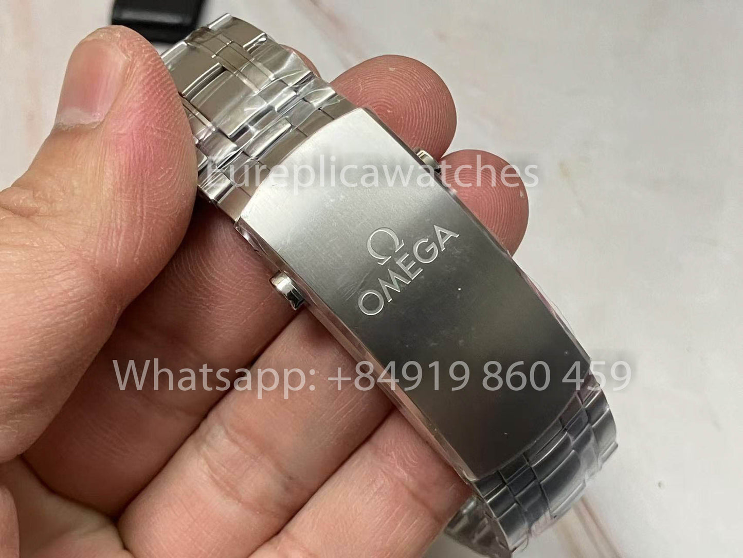 Réplique Omega Seamaster Diver 300M 210.30.42.20.01.001 VS Factory 1:1 Meilleure version V4 Cadran noir