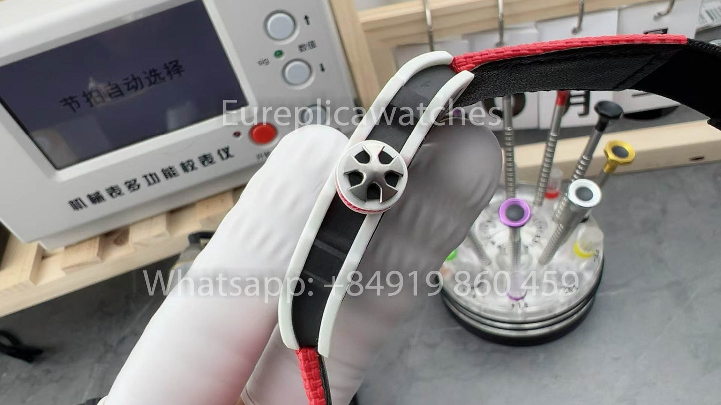 Replik Richard Mille RM67-02 Charles Leclerc White Carbon NTPT 1:1 Bester Klon V5 Neueste Version