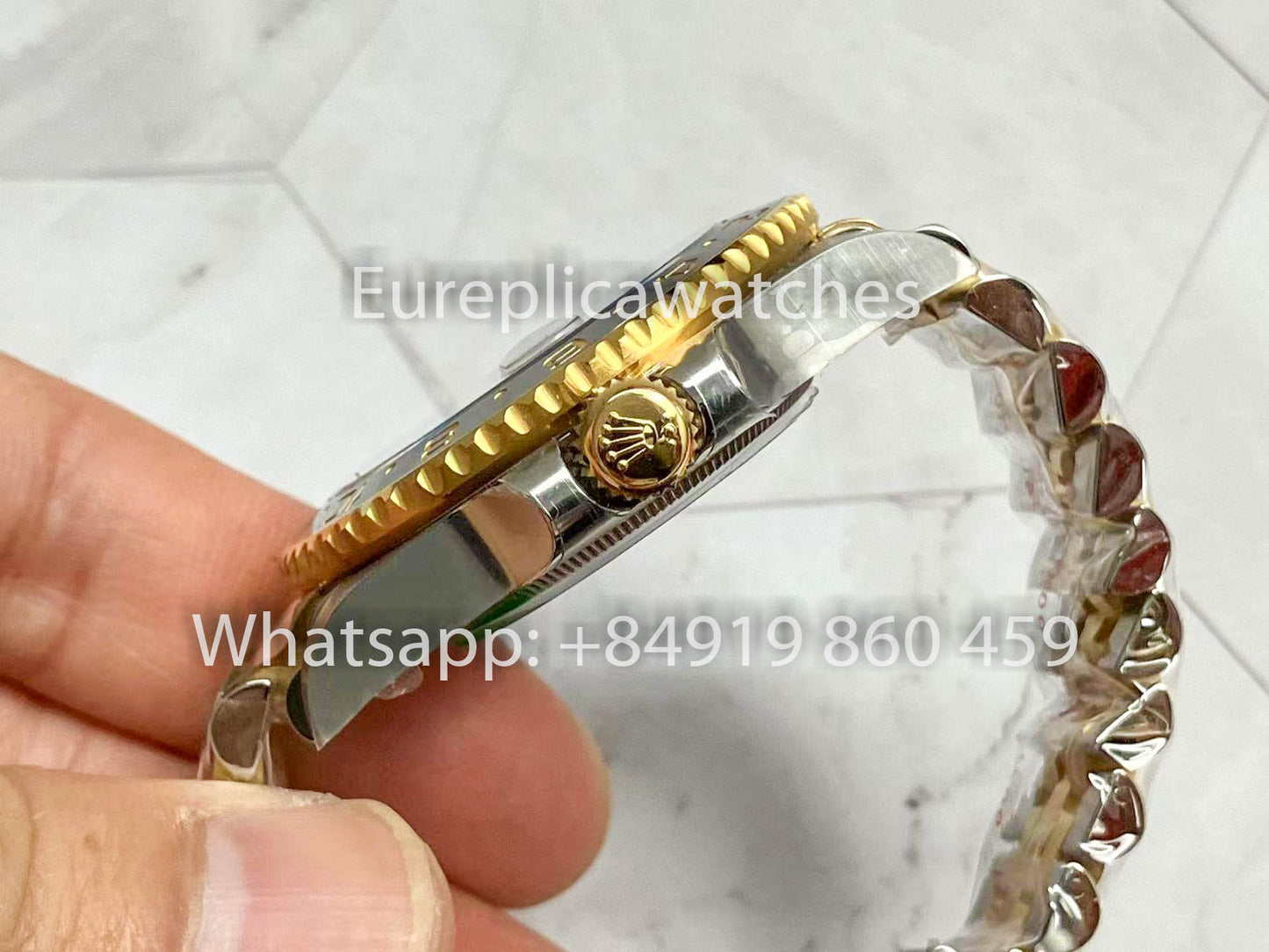 Réplique Rolex GMT Master II M126713grnr-0001 ARF Factory 1:1 Meilleure Édition Version Contrepoids