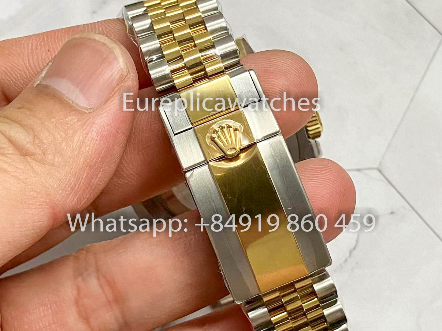 Réplique Rolex GMT Master II M126713grnr-0001 ARF Factory 1:1 Meilleure Édition Version Contrepoids