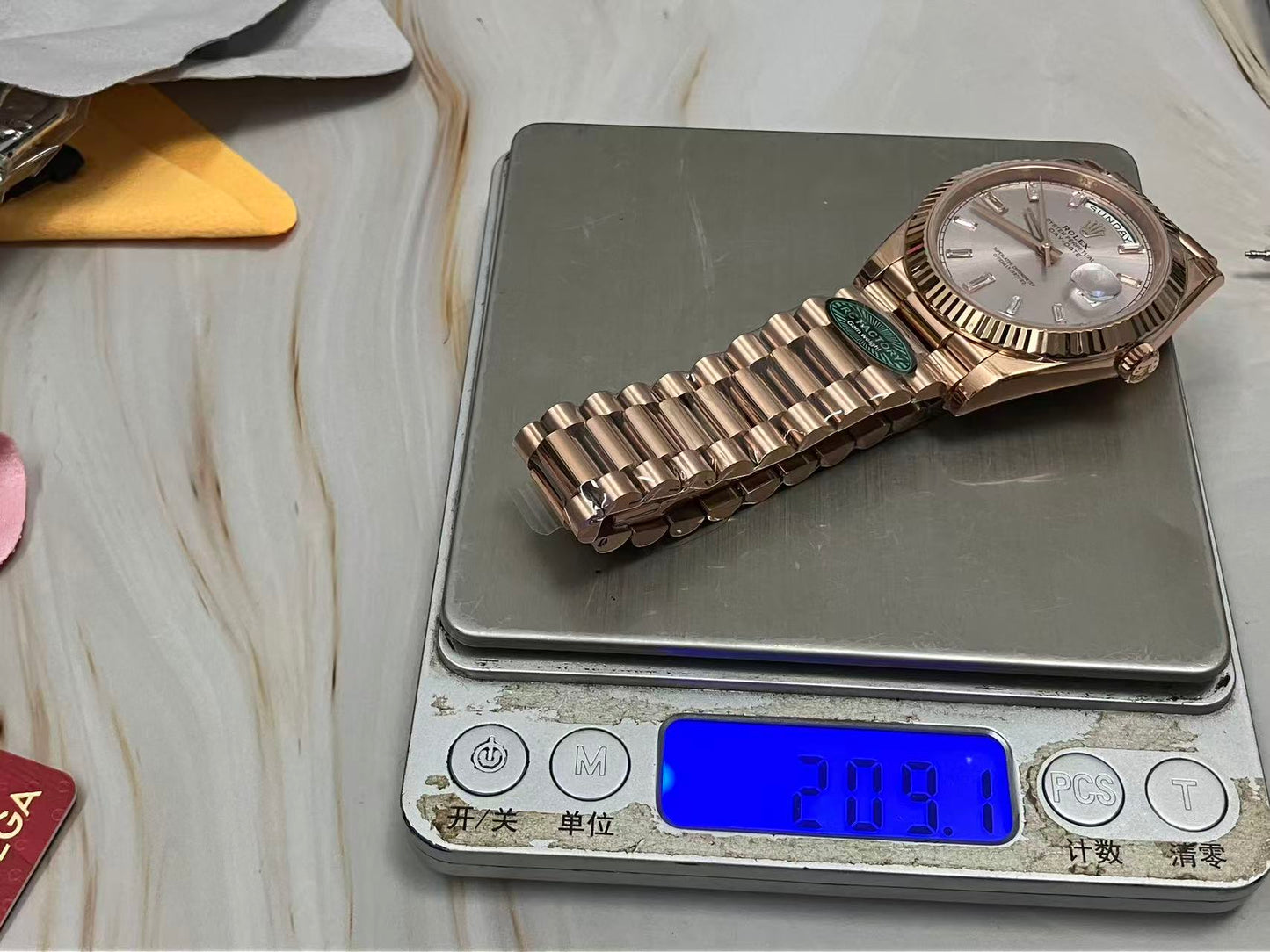 RC Factory Rolex Rose Gold Day Date 40  M228235-0004 RC Factory