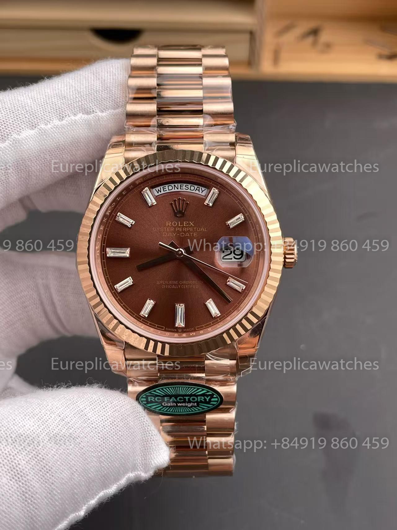 RC Factory Rolex Day-Date 40 M228235-0003 228235-0003 Brown Dial Rose Gold