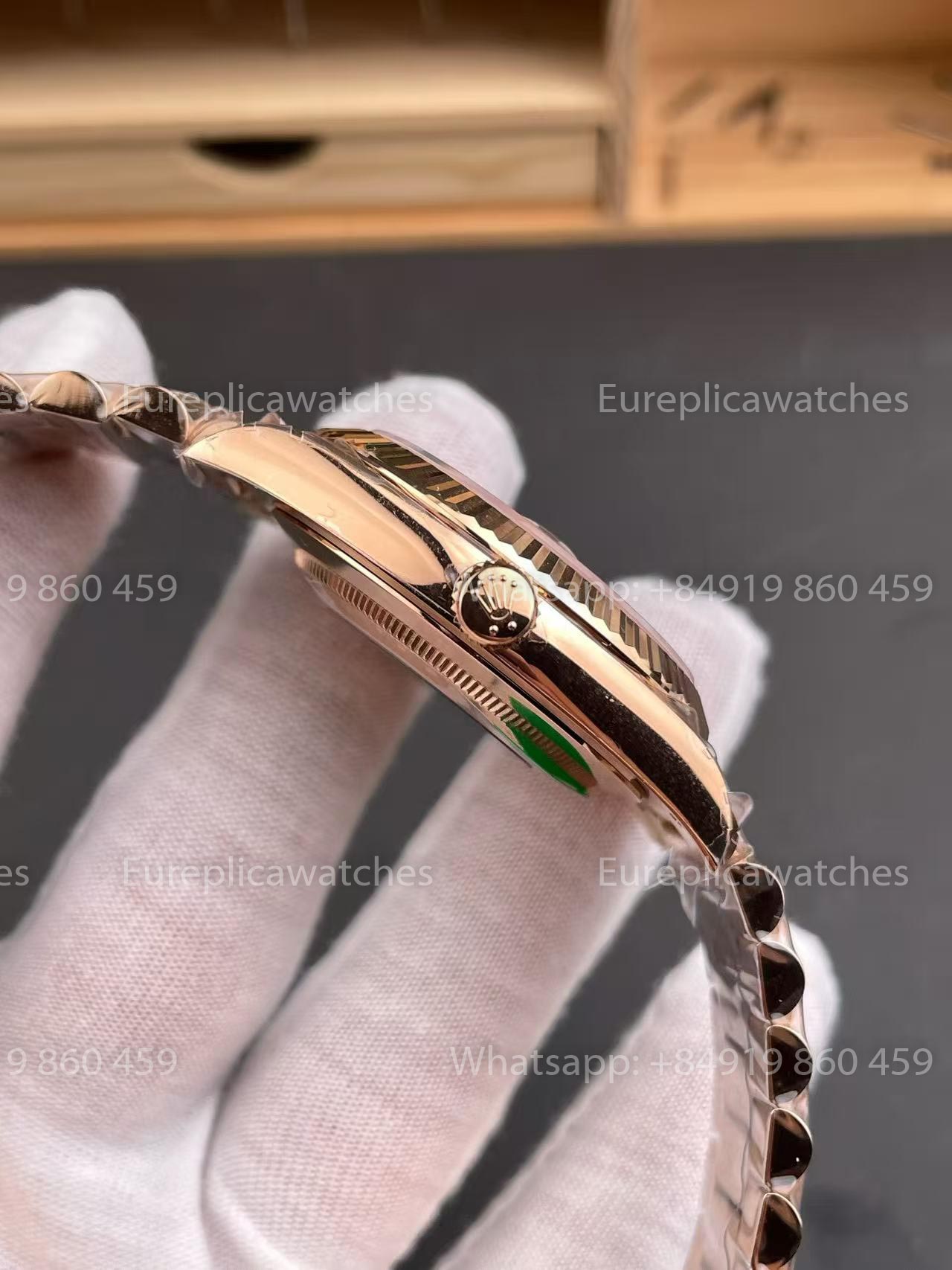 RC Factory Rolex Day-Date 40 M228235-0003 228235-0003 Brown Dial Rose Gold