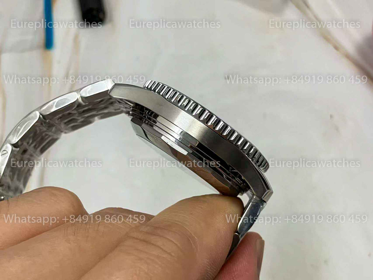 Breitling Navitimer 01 AB012012/BB01/447A  BLS Factory 1:1 Best Edition Open back case