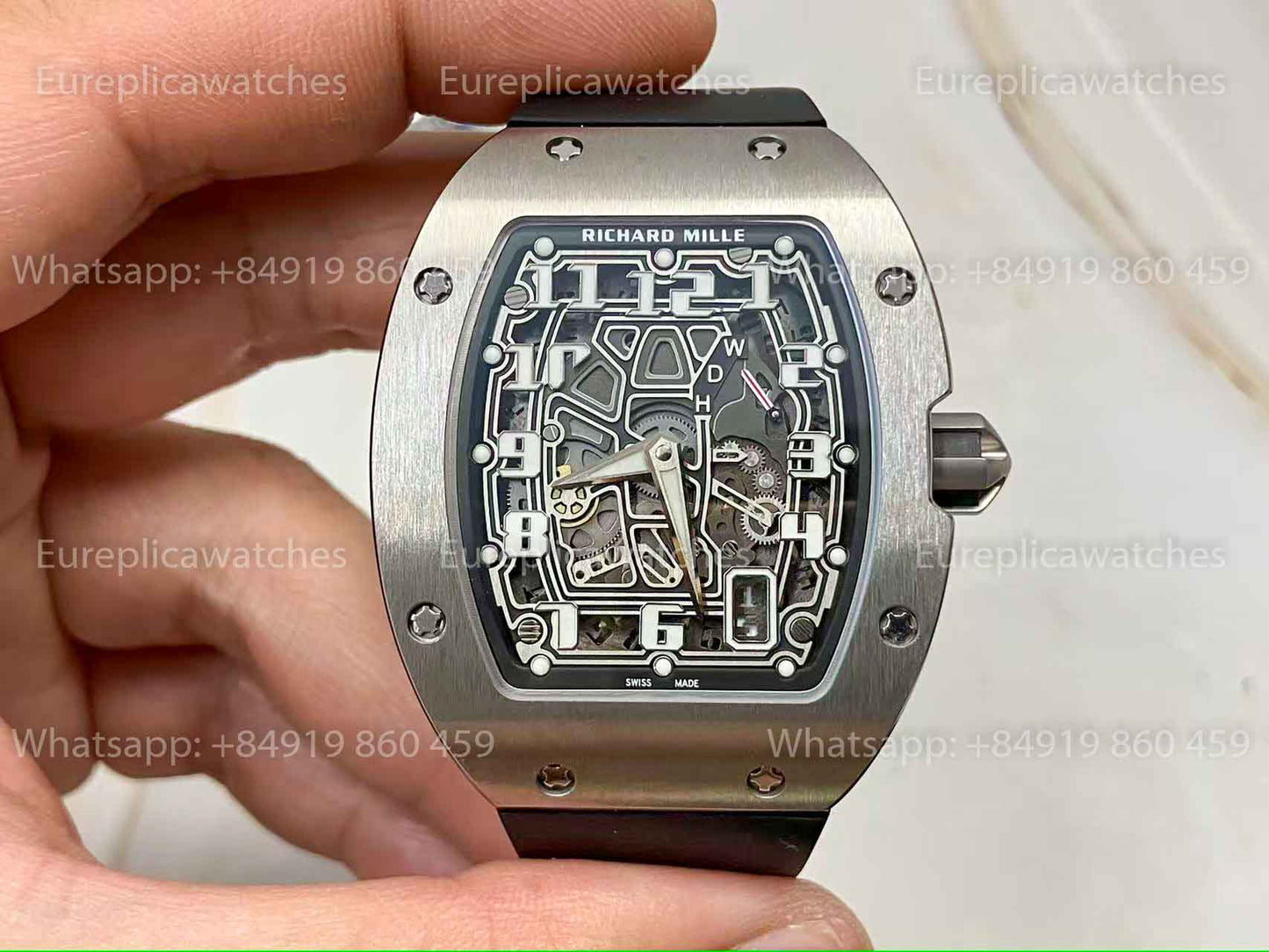 UMI Factory - Richard Mille RM67-01 Titanium Includes 1 fabric watch strap.