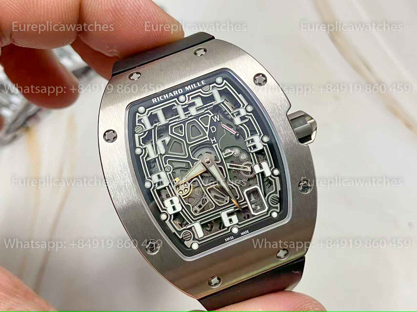 UMI Factory - Richard Mille RM67-01 Titanium Includes 1 fabric watch strap.