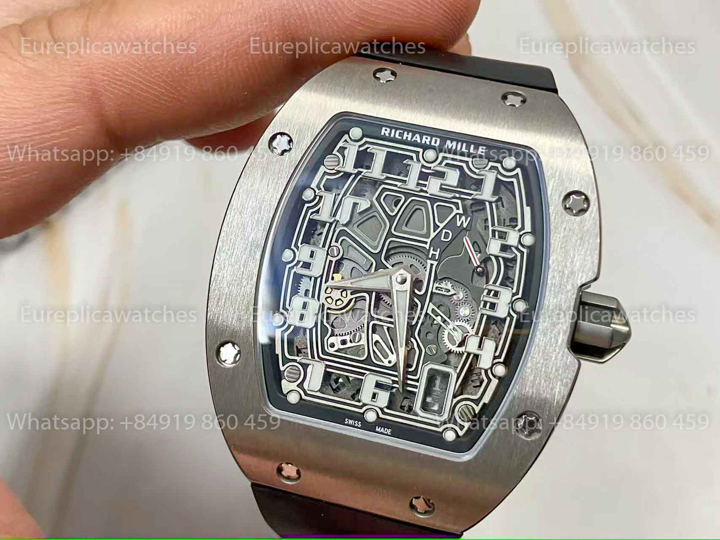 UMI Factory - Richard Mille RM67-01 Titanium Includes 1 fabric watch strap.