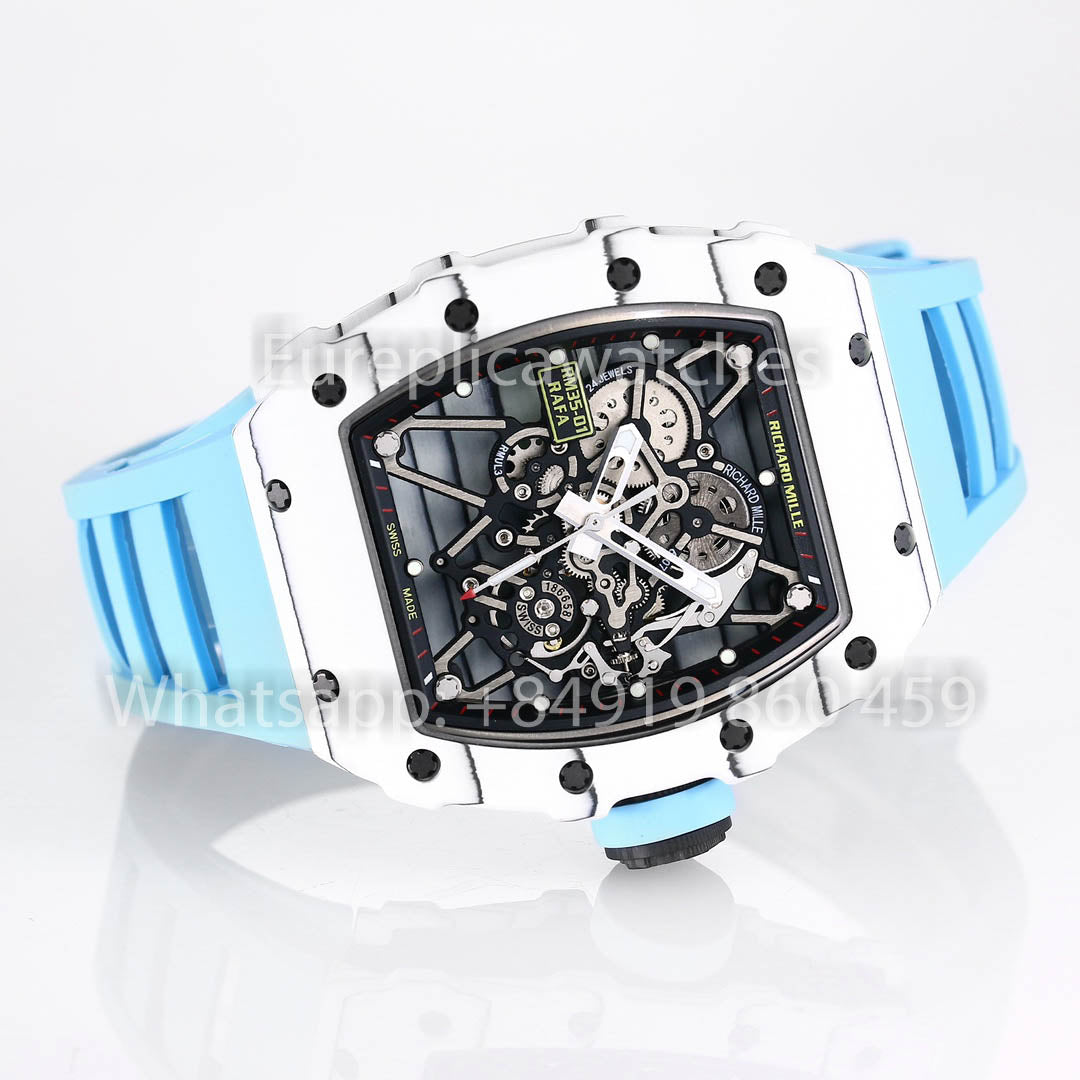 Richard Mille RM35-01 Weißer Kohlenstoff 1:1 Bester Klon BBR Factory V2 Blaues Gummiarmband