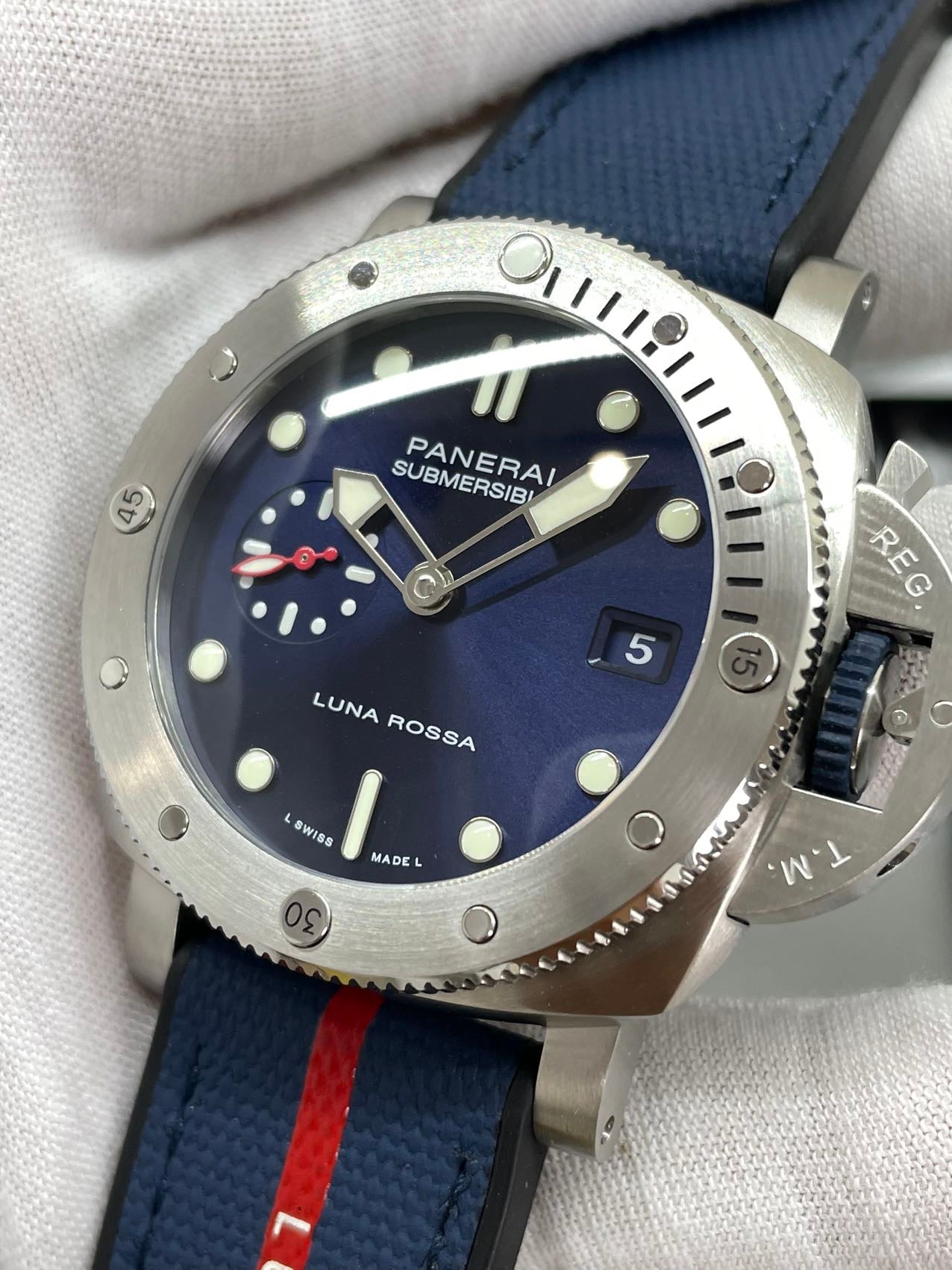 Panerai - PAM01391 Submersible QuarantaQuattro Luna Rossa 1:1 Meilleure édition VS usine