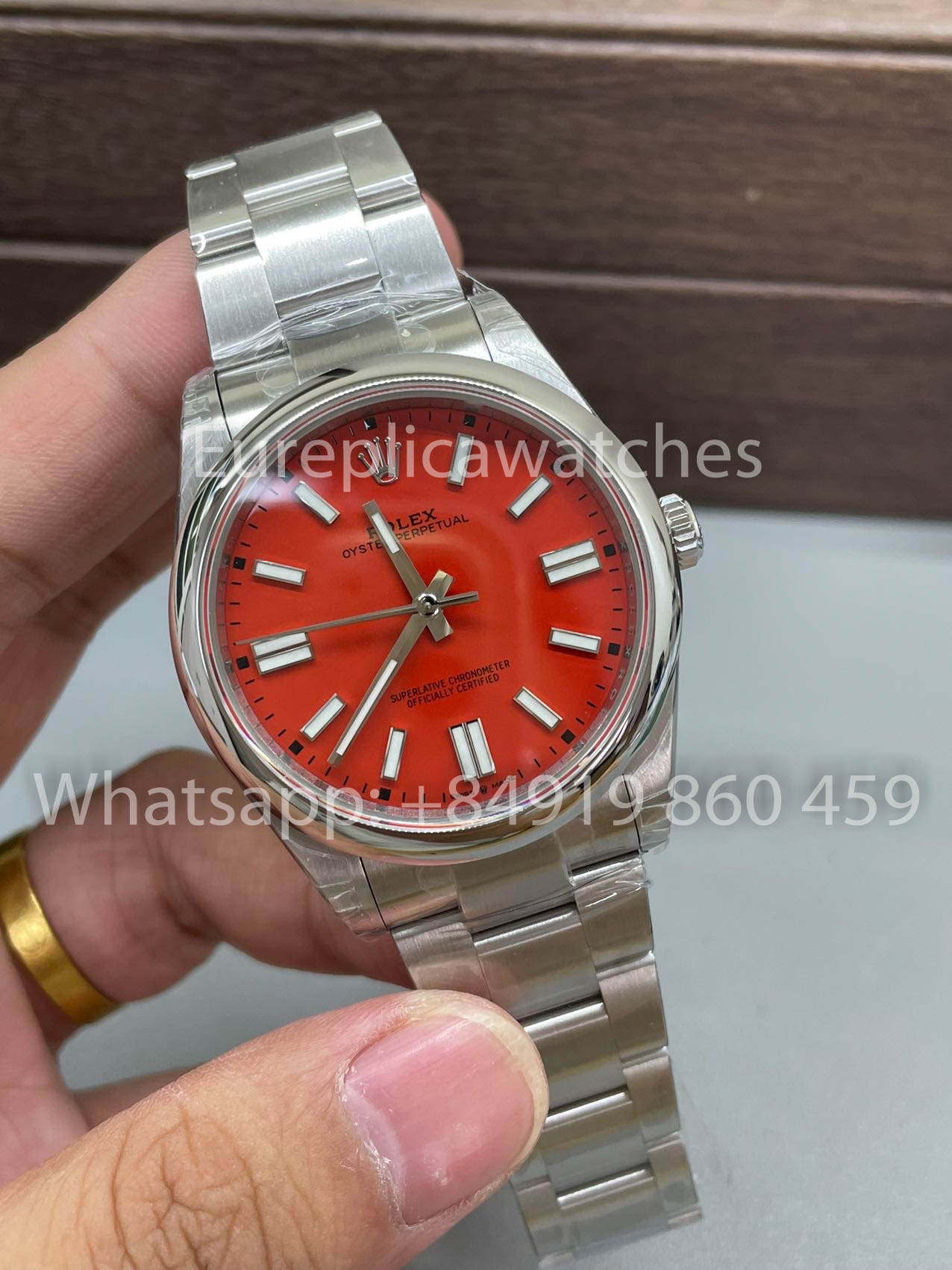 Rolex Oyster Perpetual M124300 41MM 1:1 Best Clone VS Factory Red Dial