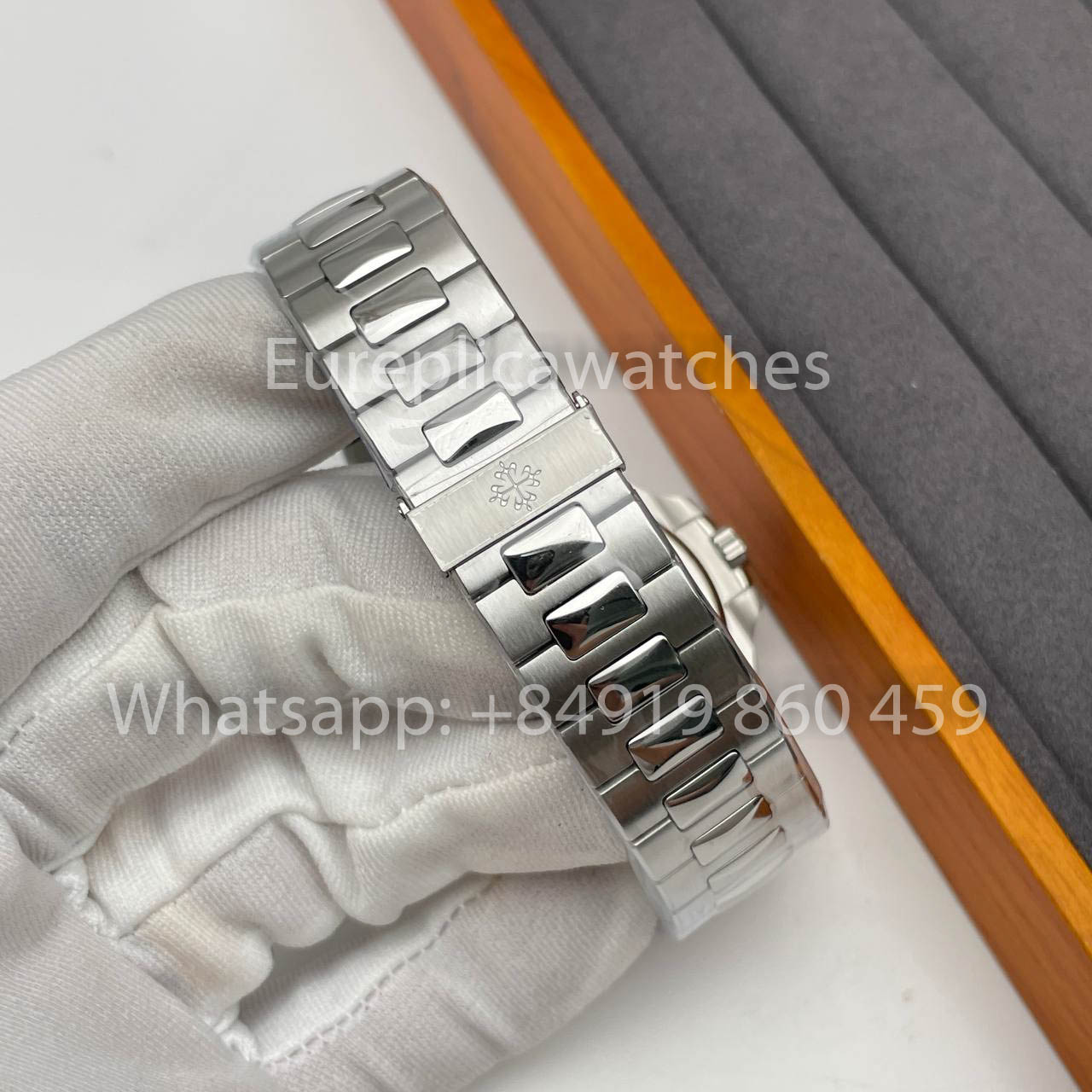 Patek Philippe Nautilus 5711/1A-014 Grünes Zifferblatt 1:1 Bester Klon 3K Fabrik Neueste Version SS