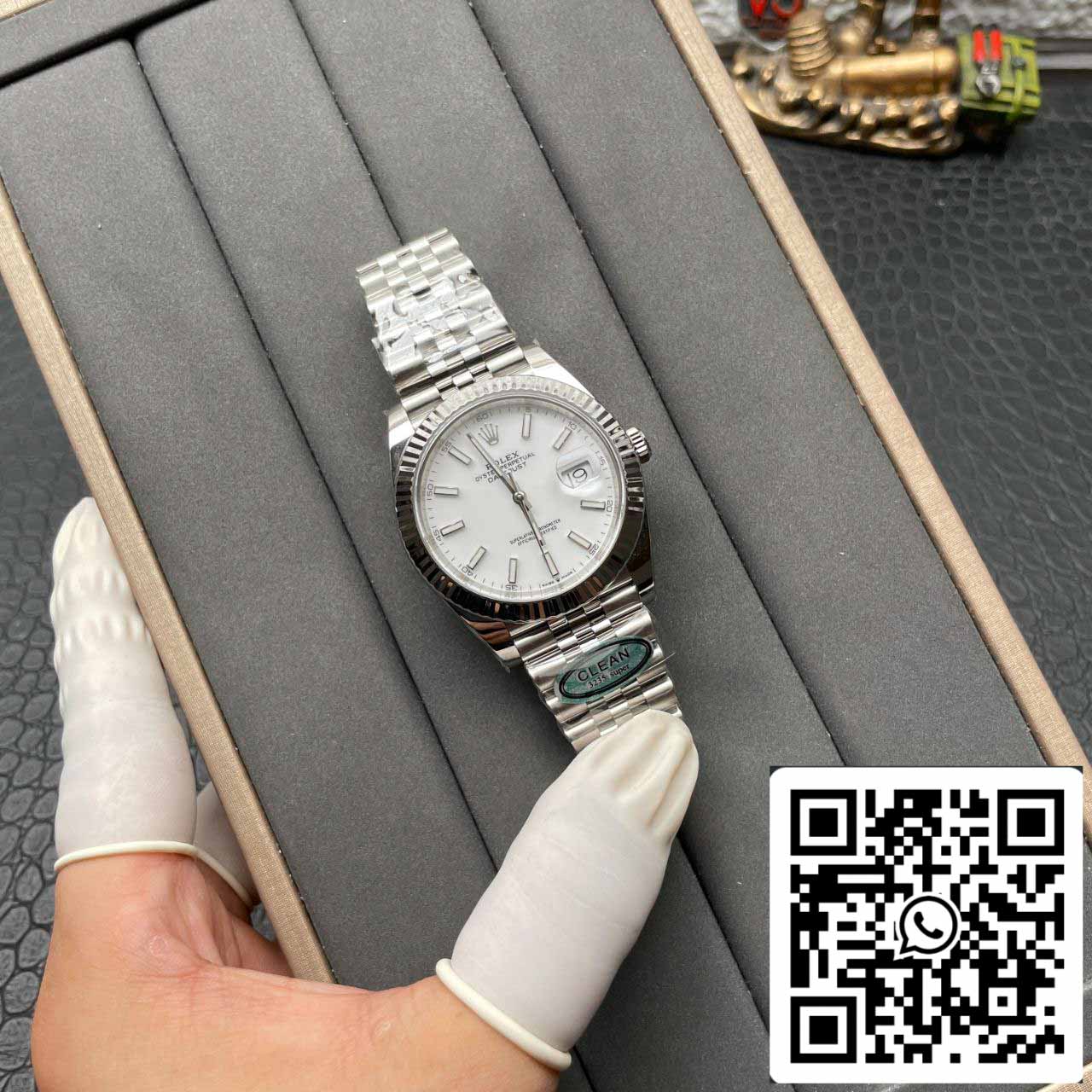 Rolex Datejust M126334-0010 Bracelet Jubilee 41 mm Cadran blanc d'usine propre