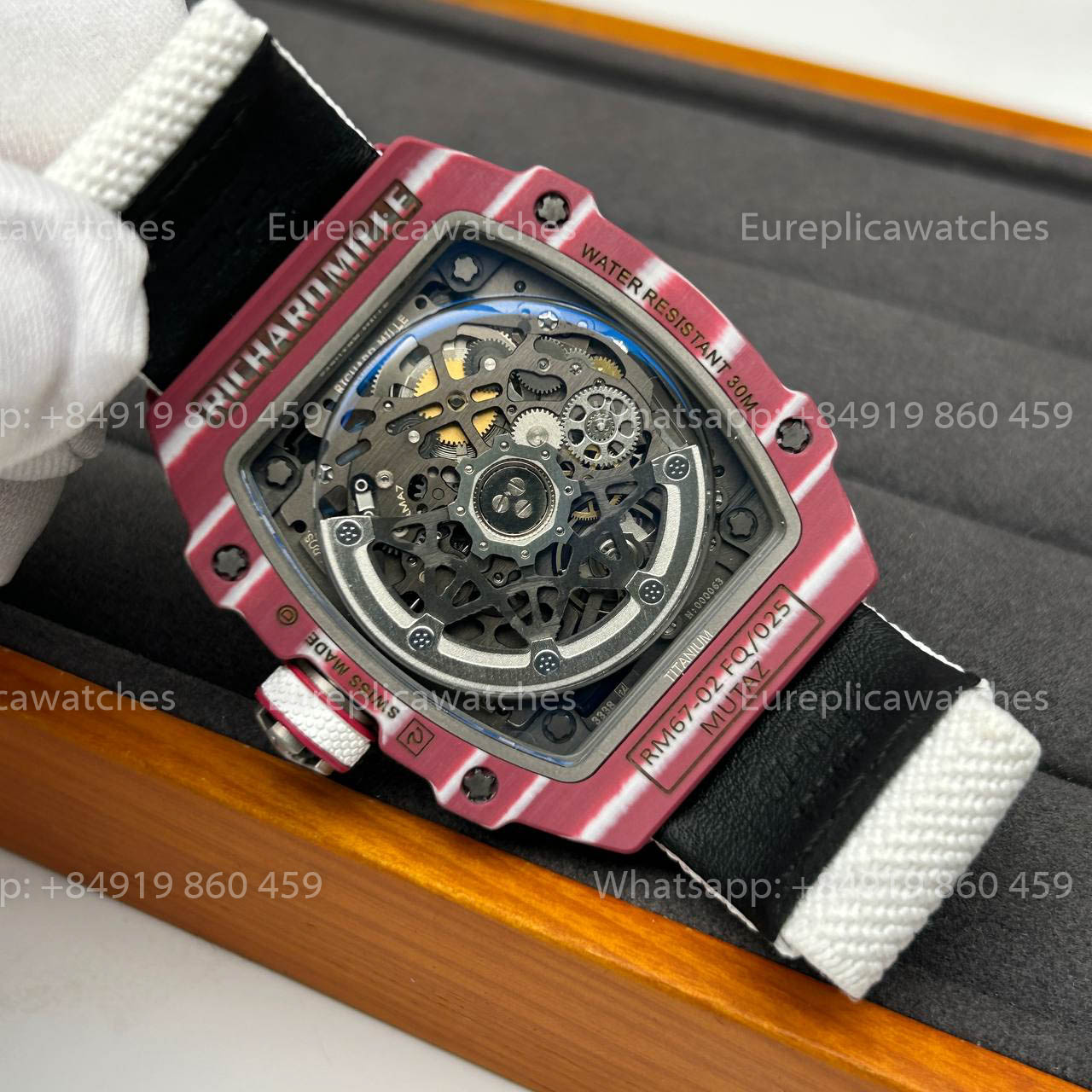 Réplique Richard Mille RM67-02 Boîtier en carbone rouge 1:1 Meilleure version Bracelet blanc d'usine VAF