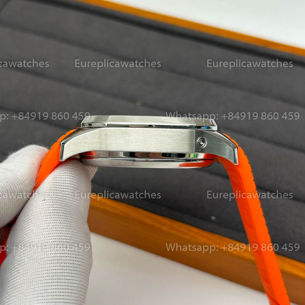 Patek Philippe Aquanaut 5968A-001 Orange Rubber Strap 1:1 Best Clone 3K Factory