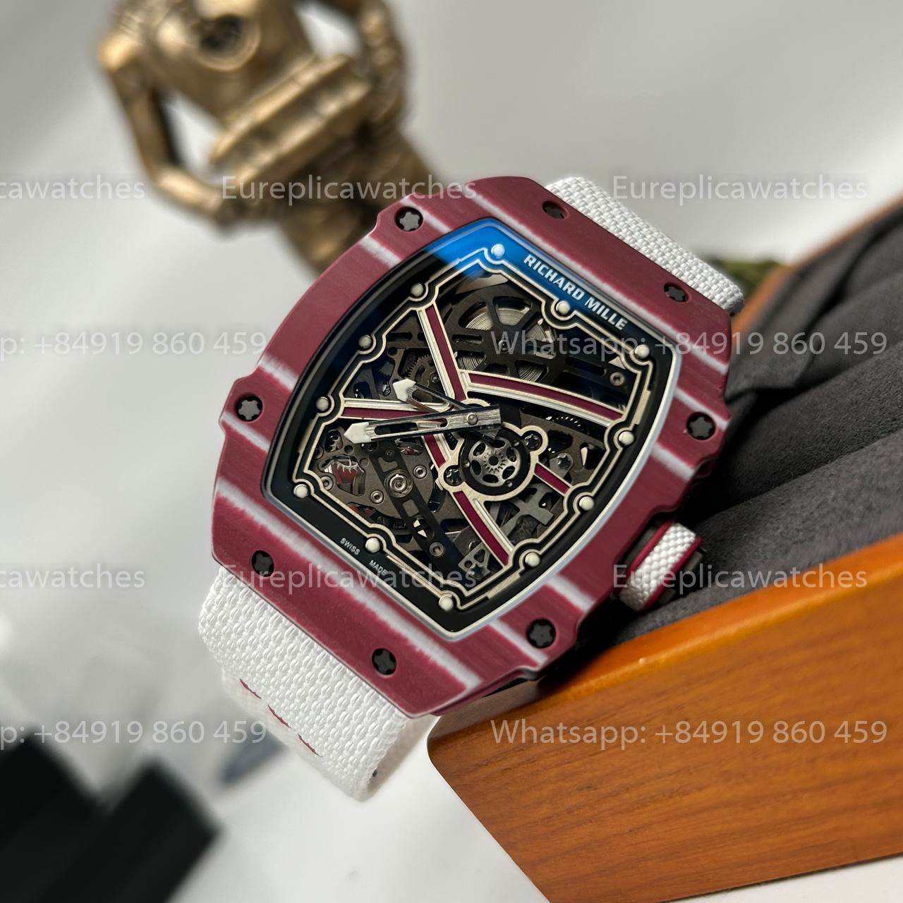 Réplique Richard Mille RM67-02 Boîtier en carbone rouge 1:1 Meilleure version Bracelet blanc d'usine VAF