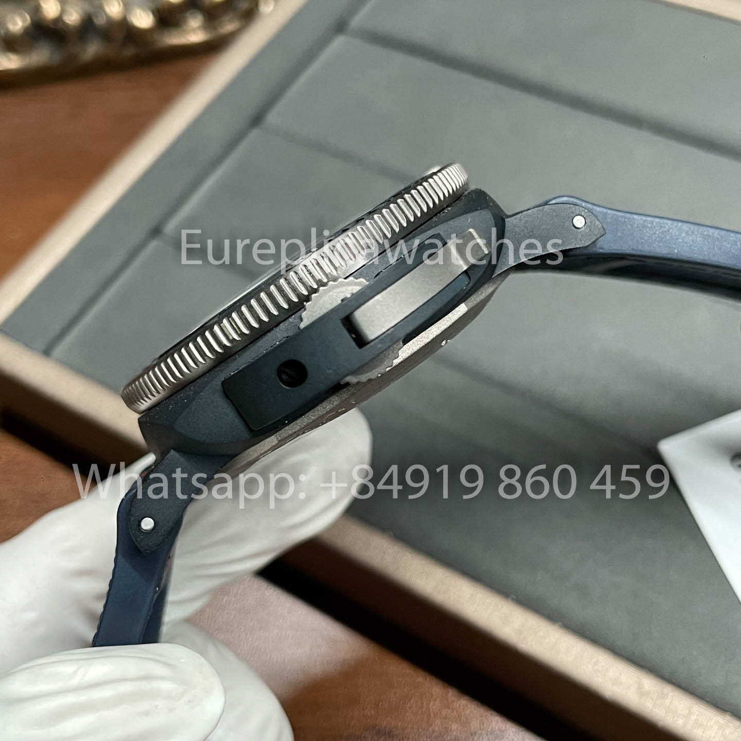 Panerai Submersible PAM 1543 QuarantaQuattro Luna Rossa 1:1 Meilleur Clone VS Usine