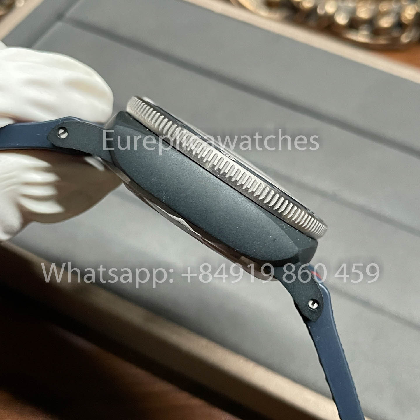 Panerai Submersible PAM 1543 QuarantaQuattro Luna Rossa 1:1 Meilleur Clone VS Usine