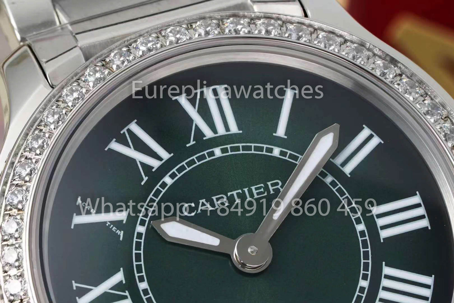 Cartier Ronde Must De Cartier 29 mm diamants personnalisés 1:1 Meilleur clone AF Factory Cadran vert