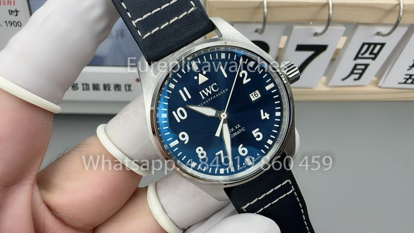 IWC Pilot IW328203 1:1 Beste Version V7 Fabrikblaues Zifferblatt