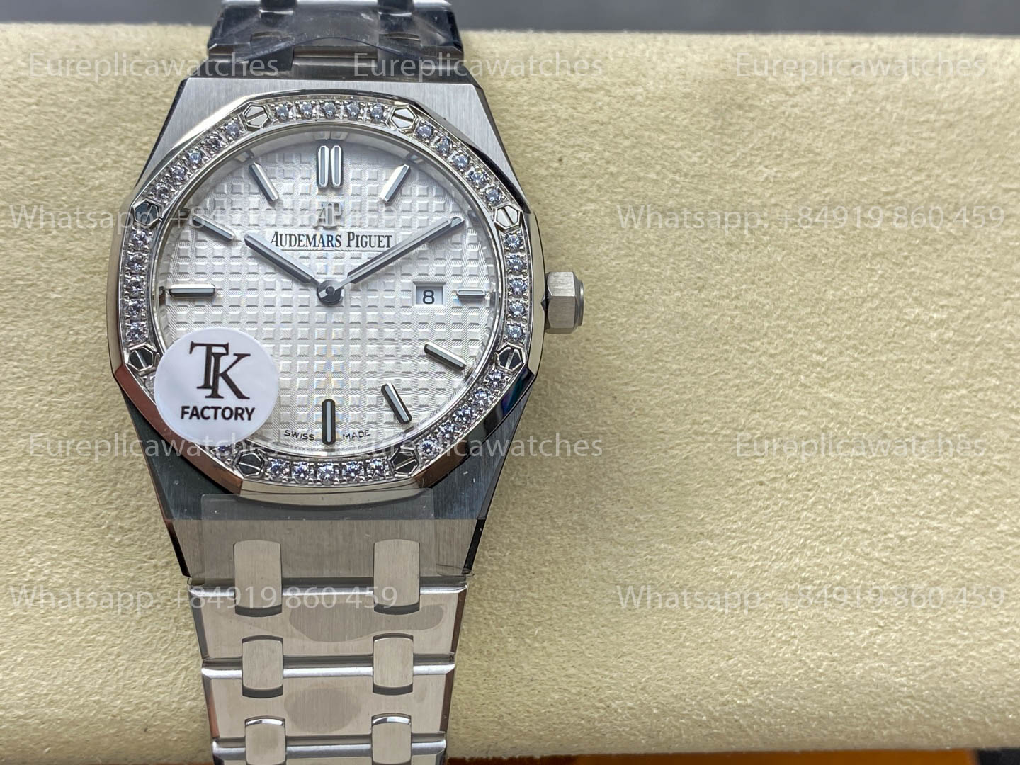 Audemars Piguet Royal Oak Quartz 33mm 67651 White Diamonds Dial TK Factory 1:1 Best Version