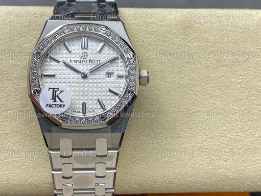Audemars Piguet Royal Oak Quartz 33 mm 67651 Zifferblatt mit weißen Diamanten TK Factory 1:1 Beste Version