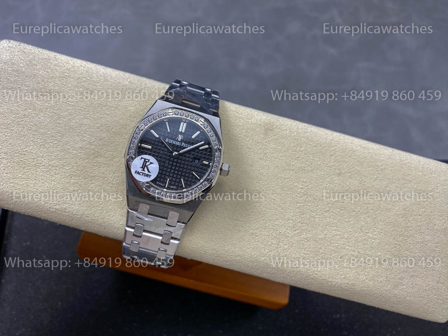 Audemars Piguet Royal Oak Quartz 33mm 67651 Black Diamonds Dial TK Factory 1:1 Best Version