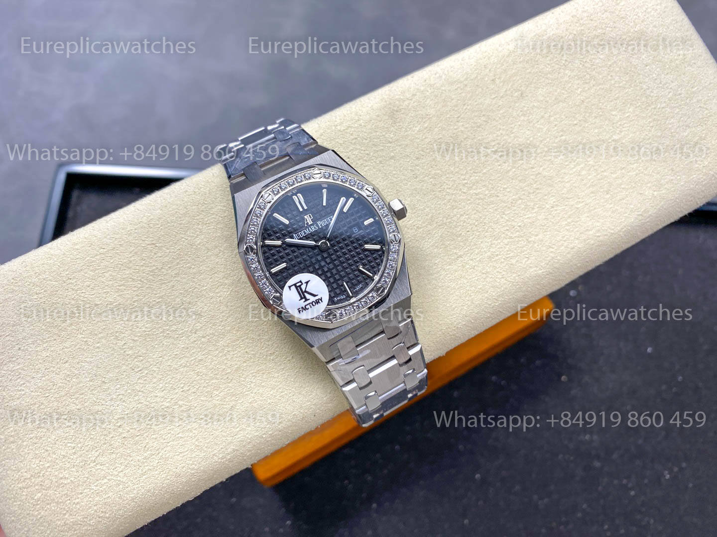 Audemars Piguet Royal Oak Quartz 33mm 67651 Black Diamonds Dial TK Factory 1:1 Best Version