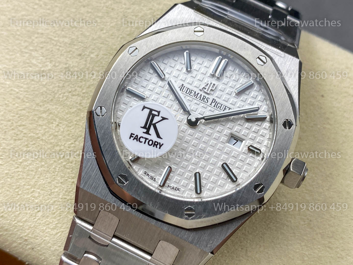 Audemars Piguet Royal Oak Quartz 33mm 67651SR White Dial TK Factory 1:1 Best Version