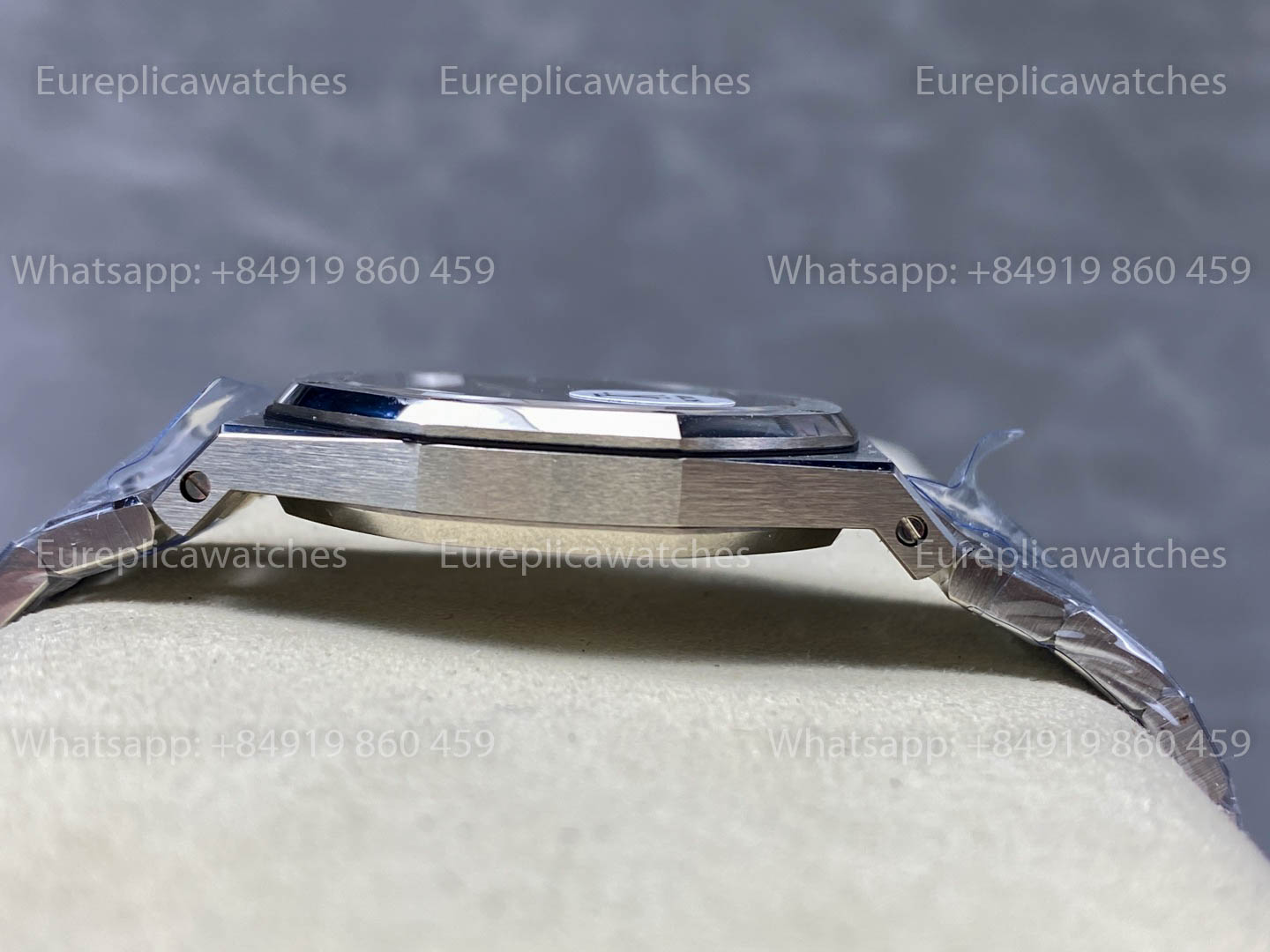 Audemars Piguet Royal Oak Quartz 33mm 67651SR White Dial TK Factory 1:1 Best Version