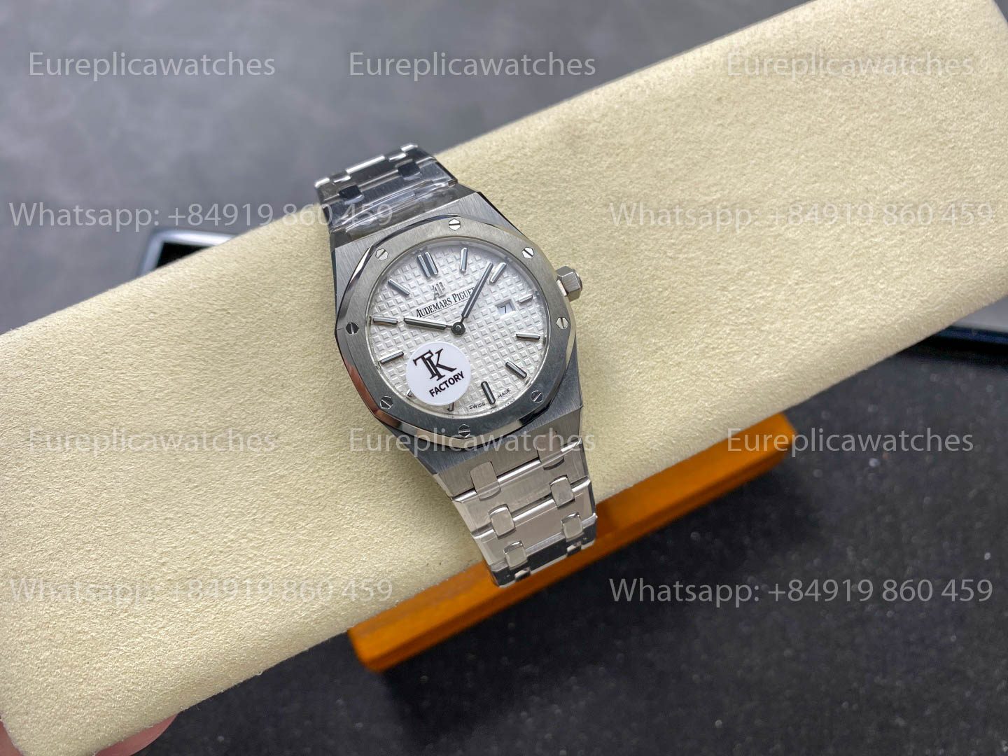 Audemars Piguet Royal Oak Quartz 33mm 67651SR White Dial TK Factory 1:1 Best Version