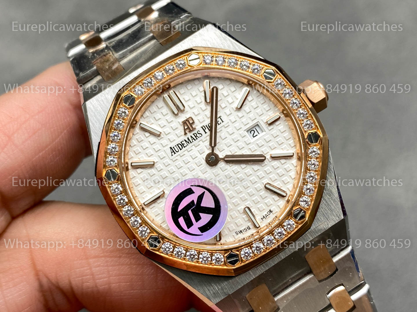 Audemars Piguet Royal Oak Quartz 33mm 67651SR.ZZ.1261SR.01 TK Factory 1:1 Best Version